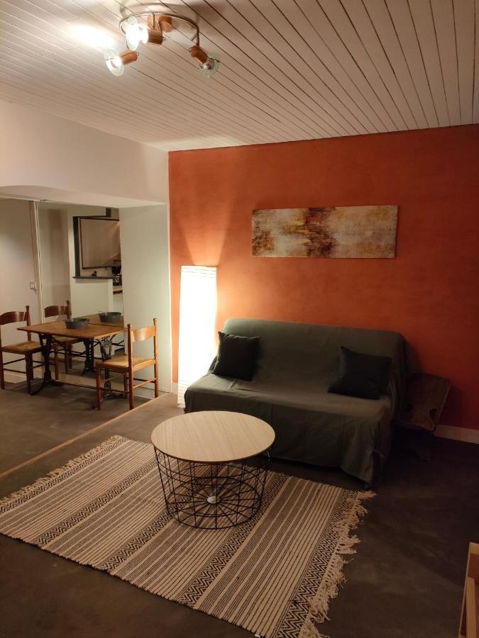 Le Calme A La Source Villa Brechamps Eksteriør bilde